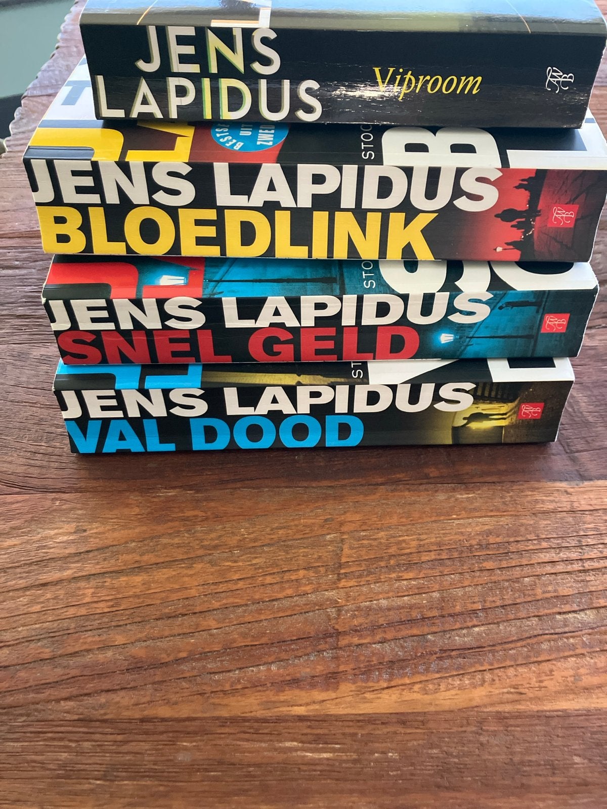 4 boeken van Jens Lapidus - Stockholm Trilogie + Viproom, Ophalen of Verzenden, Gelezen, Scandinavië