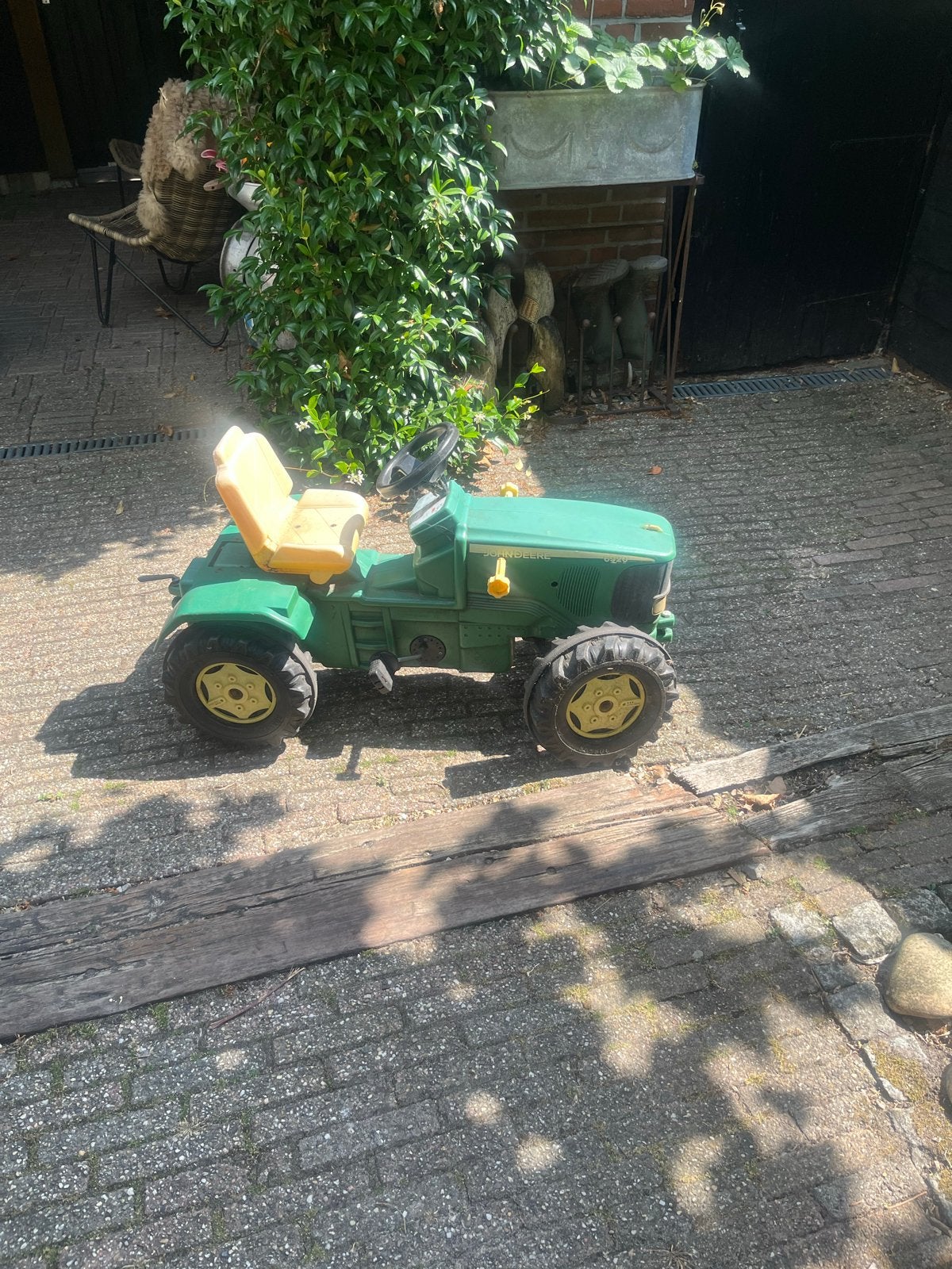 John Deere traptractor met aanhanger (aansluiting kapot), Ophalen, Gebruikt, Trapvoertuig