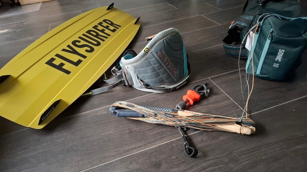 Kitesurf set FlySurfer (A-merk), Ophalen, Kitesurf-set, Twintip, 10 m²
