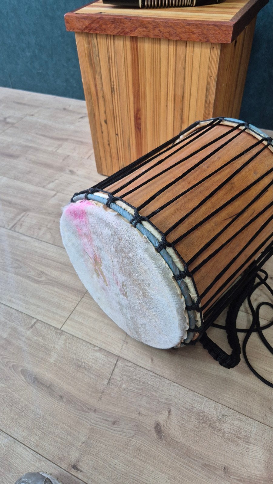 Mooie handgemaakte trommel, Muziek en Instrumenten, Ophalen of Verzenden