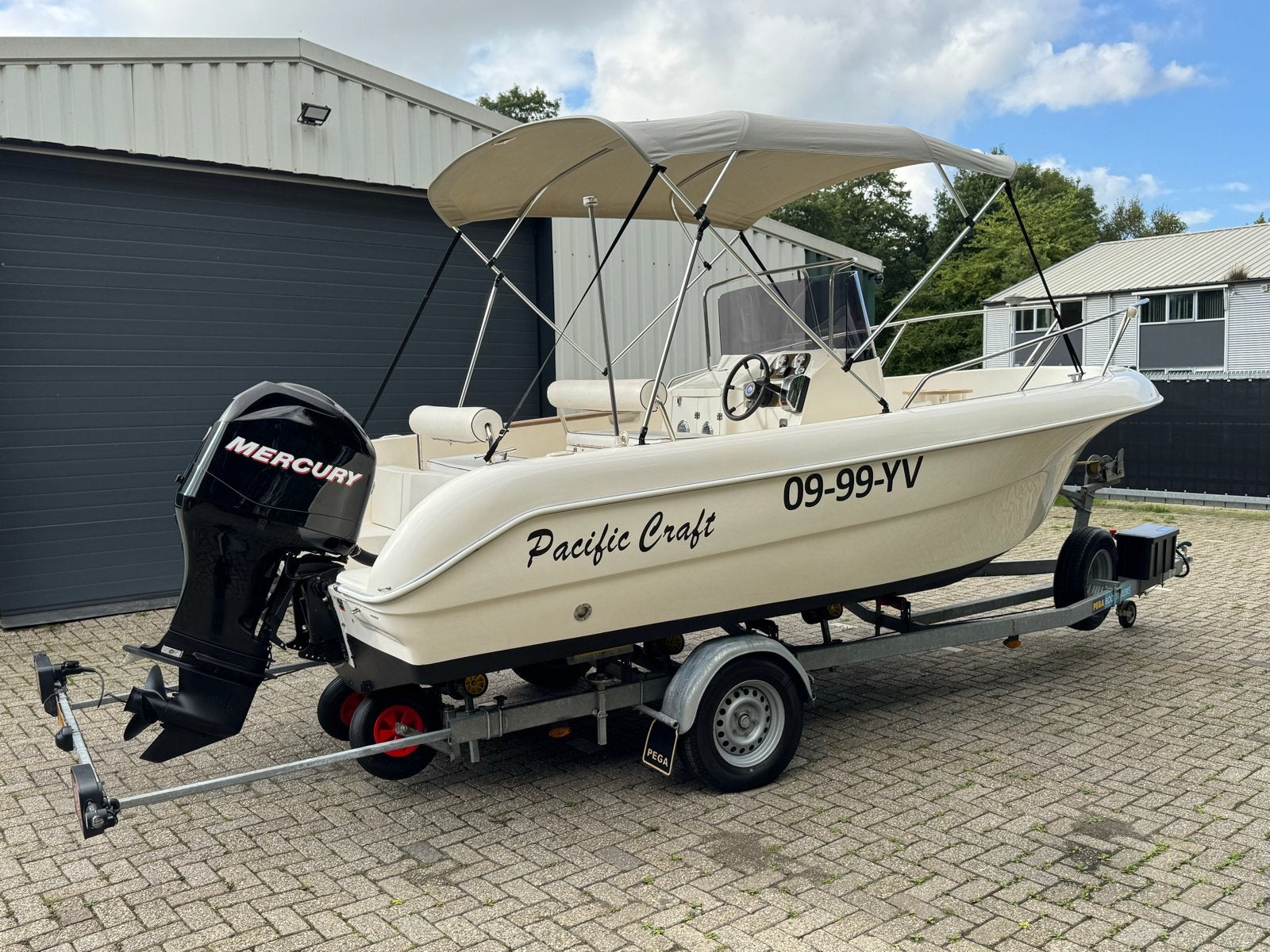 Pacific Craft 550 Open/Mercury 100pk EFI, Pega V1800 trailer, Overige merken, Gebruikt, Viertaktmotor, 6 m