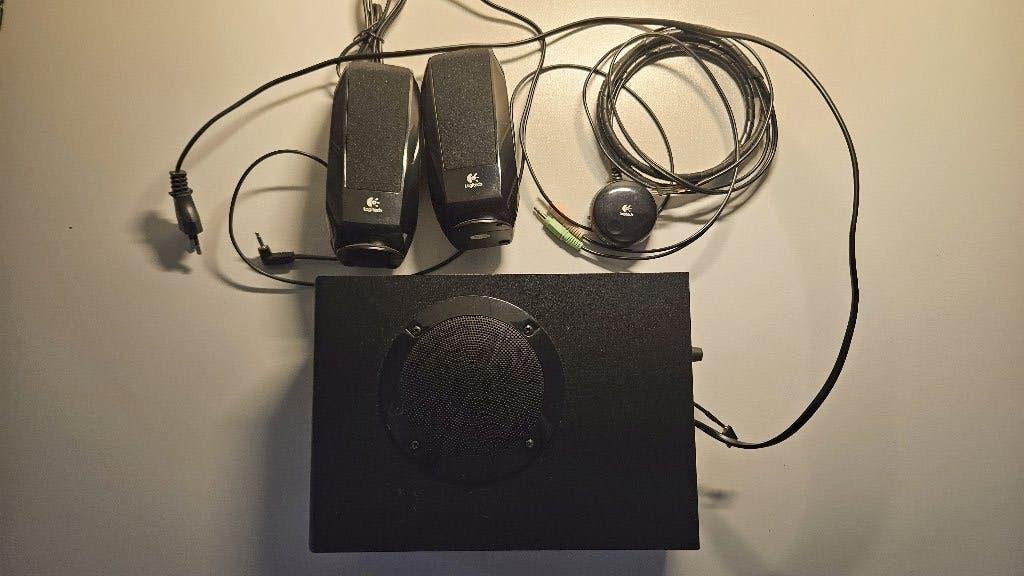 Logitech S220 Speakers, Ophalen of Verzenden, Gebruikt, Audiokanaal 2.1, Logitech G