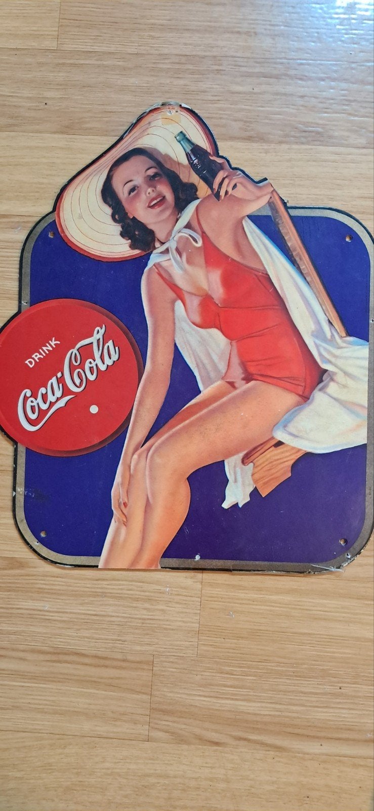 Kartonnen Coca Cola plaat, Ophalen of Verzenden, Gebruikt, Reclamebord
