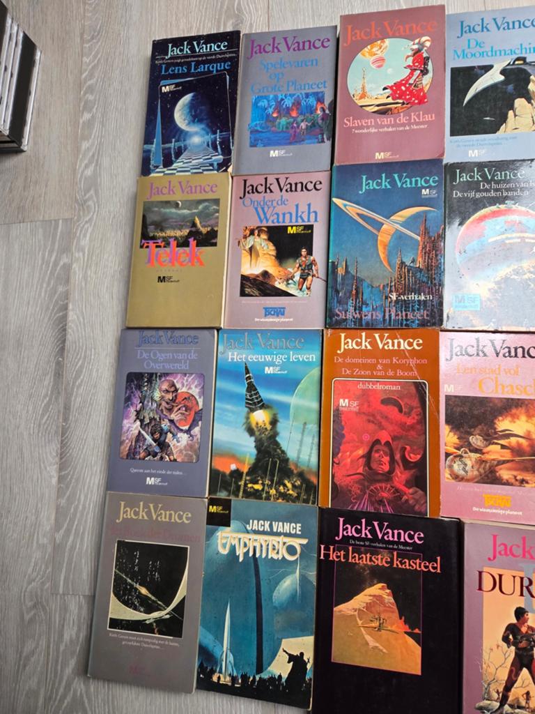 24x Jack Vance boeken, Boeken, Ophalen of Verzenden, Gelezen