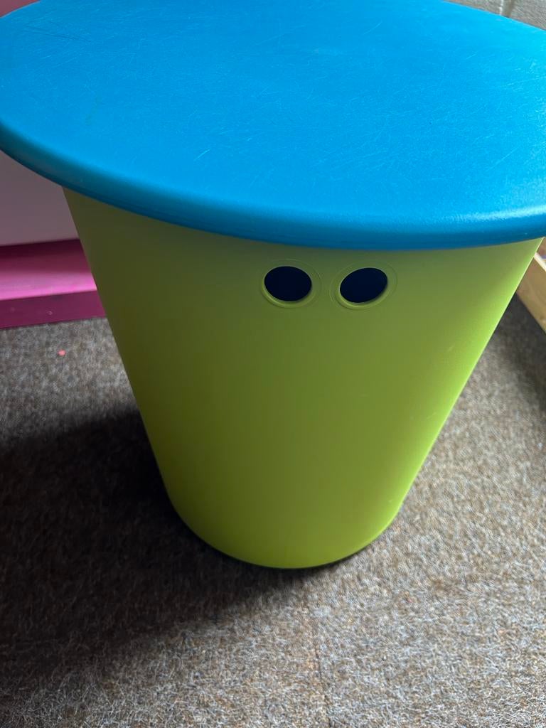 IKEA tafeltje met opbergmogelijkheid - Groen/Blauw, Ophalen, Minder dan 45 cm, Gebruikt, Rond