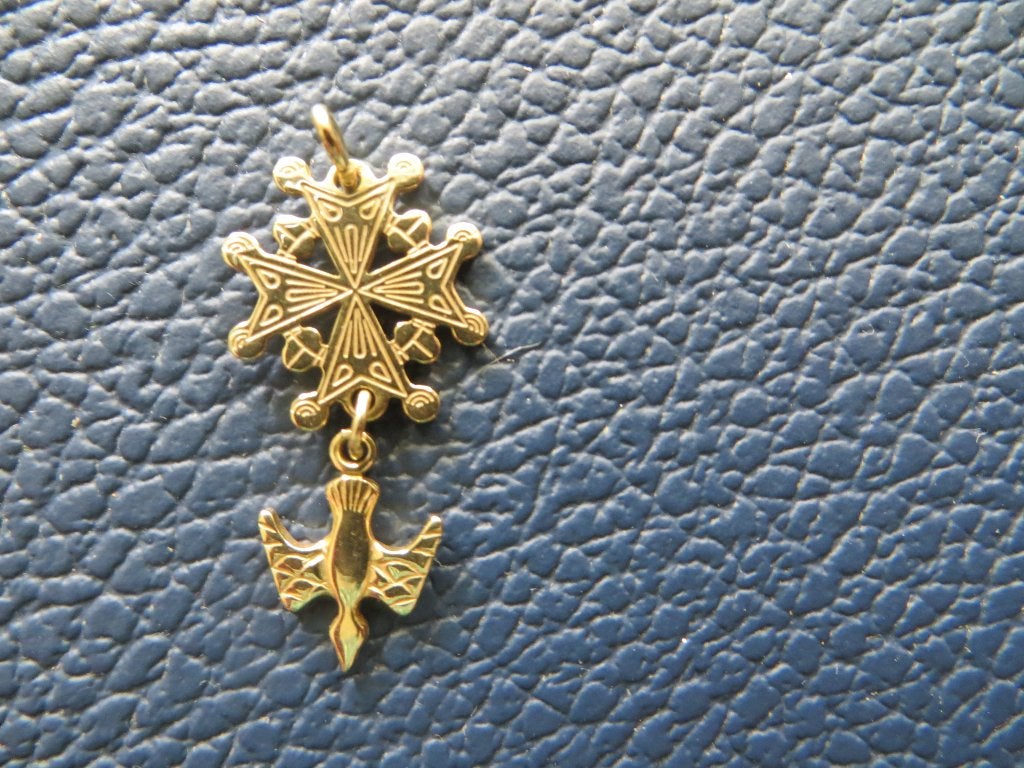 Gouden bedel/hanger Hugenotenkruisje, Ophalen of Verzenden, Zo goed als nieuw, Kruis of Symbool, Goud