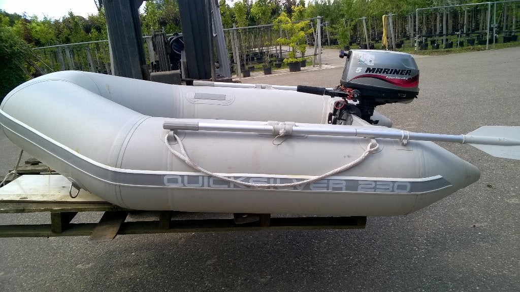 motorboot Quicksilver 230 met Mariner/mercury 5 PK viertakt, Watersport en Boten, Rubberboten, Ophalen, 10 cm, 5 pk, 1 m