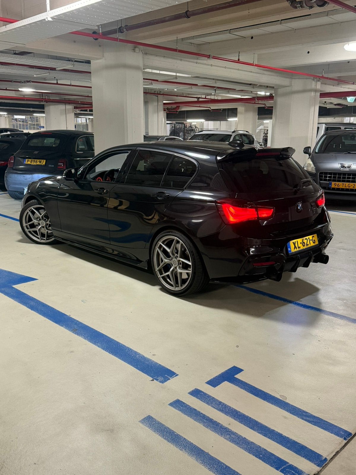 BMW 1-Serie 3.0 M135i 5DR AUT 2016 Zwart, Achterwielaandrijving, Zwart, Zwart, Leder