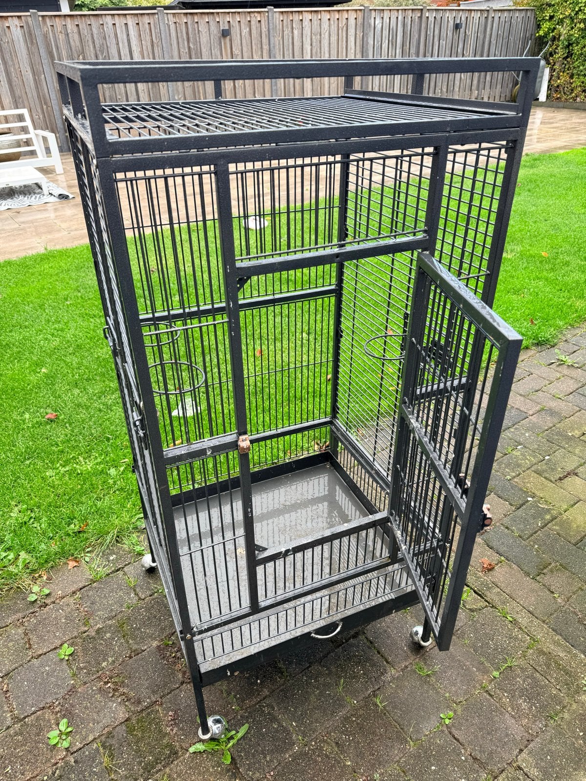 Mooie papegaaienkooi / vogelkooi, Dieren en Toebehoren, Ophalen, Zo goed als nieuw, Metaal, Vogelkooi