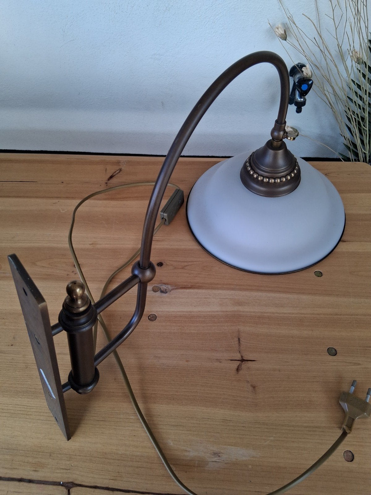 Massive wandlamp met melkglas kap - Klassiek design, Ophalen, Bruin, E27 (groot), Glas