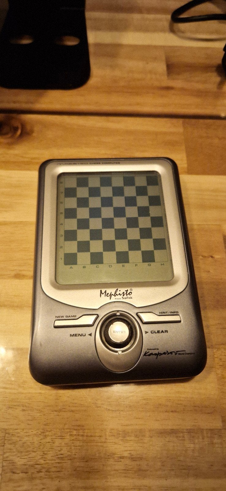 Mephisto Chess Computer van Saitek met hoes, Ophalen of Verzenden, Gebruikt, Schaken
