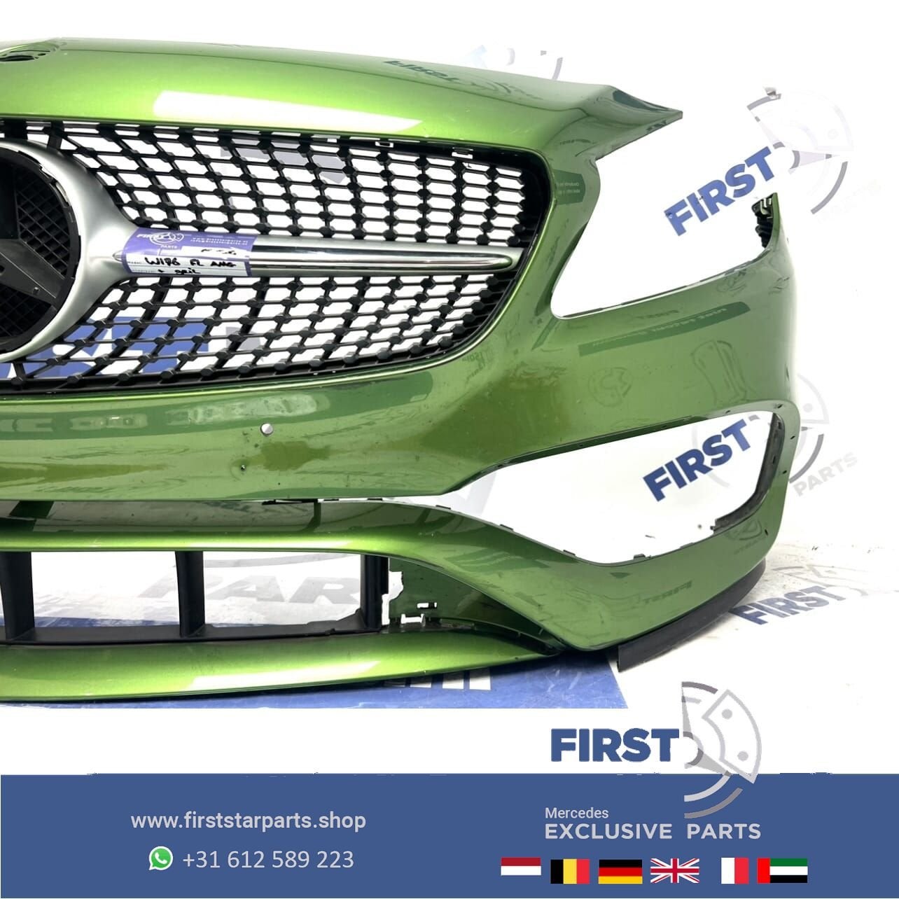 W176 Facelift A45 AMG Voorbumper groen 2019 + Diamond gril o, Gebruikt, -, Voor, Ophalen of Verzenden