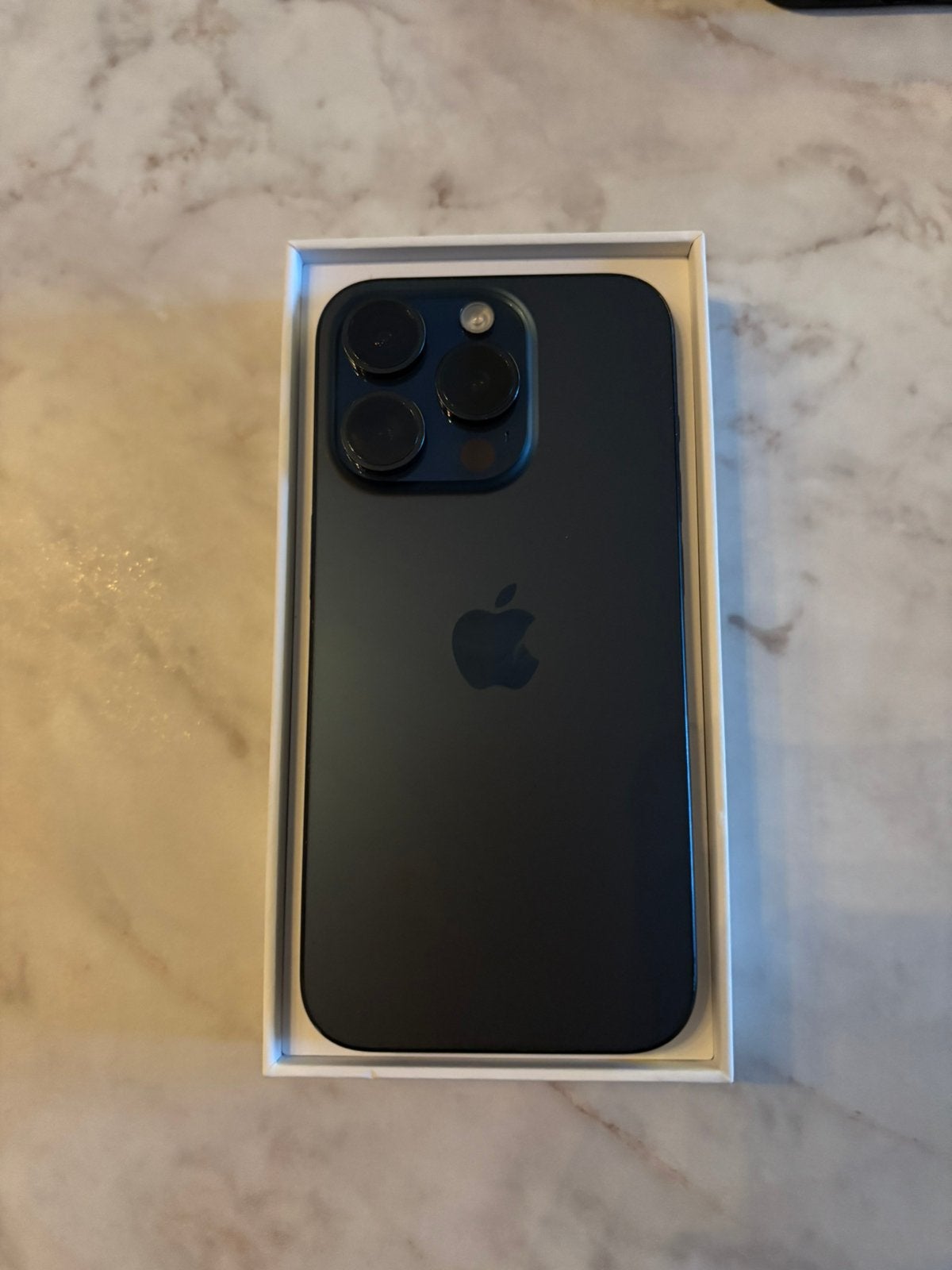 iPhone 15 Pro 256GB Blauw Titanium - Goede staat, Telecommunicatie, Mobiele telefoons | Apple iPhone, 256 GB, Gebruikt, Blauw