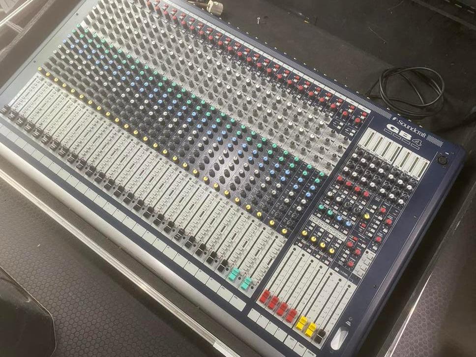 Soundcraft GB4 Mengpaneel - 24 Kanalen !!!, Microfooningang, Ophalen of Verzenden, Zo goed als nieuw, Nvt