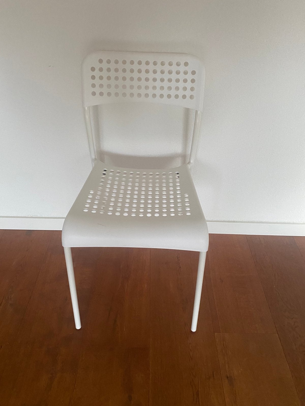 Tk 4 zgan stapelbare stoelen., Huis en Inrichting, Ophalen, Zo goed als nieuw, Wit, Vier