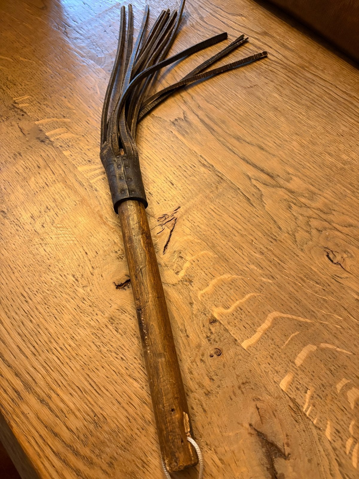 Vintage Leren Zweep(karwats)met Houten Handvat, Antiek en Kunst, Ophalen of Verzenden