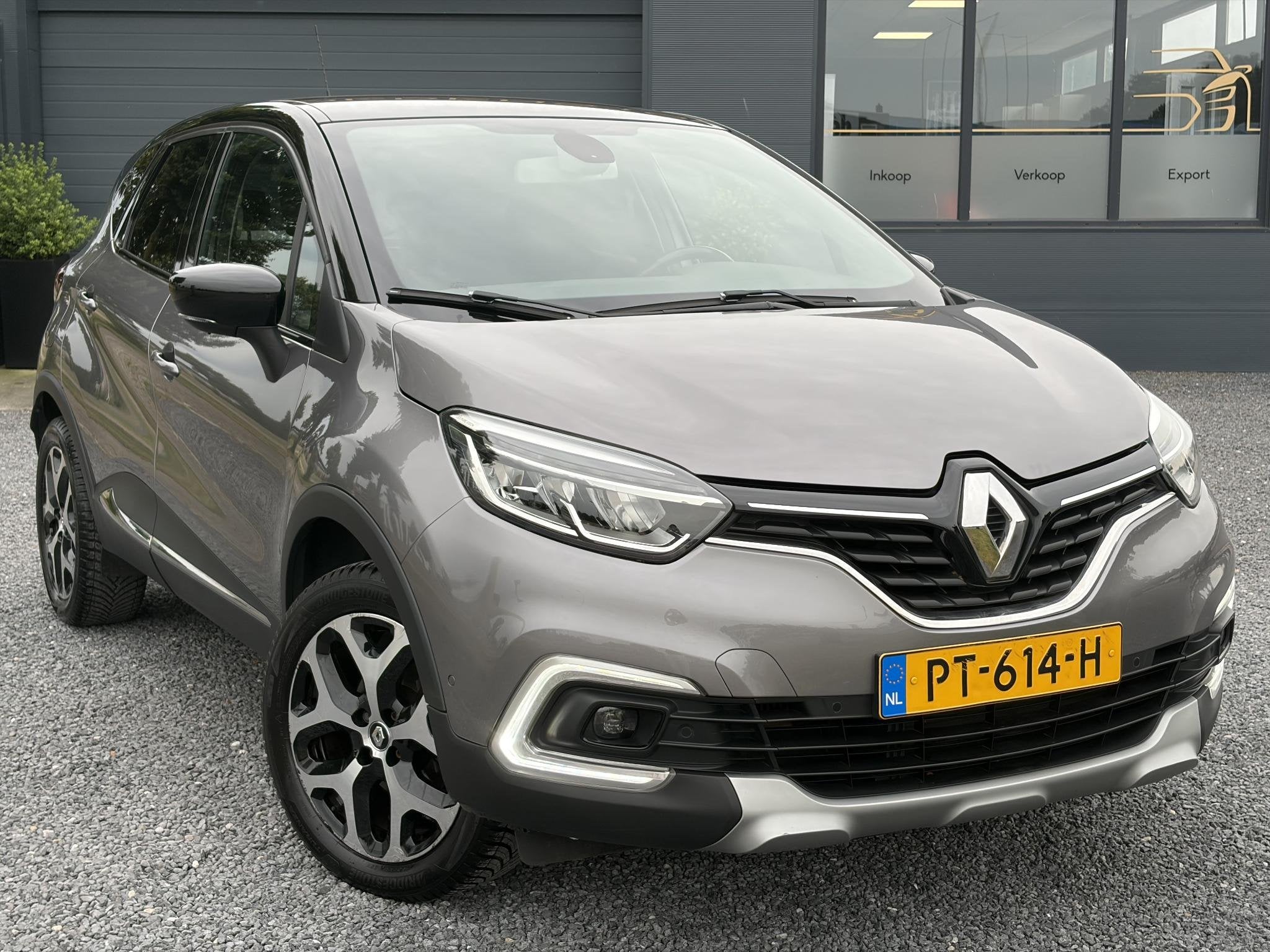 Renault Captur 1.2 TCe Intens 120pk,1e Eigenaar,Camera,Trekh, Stof, Gebruikt, Euro 6, 4 cilinders
