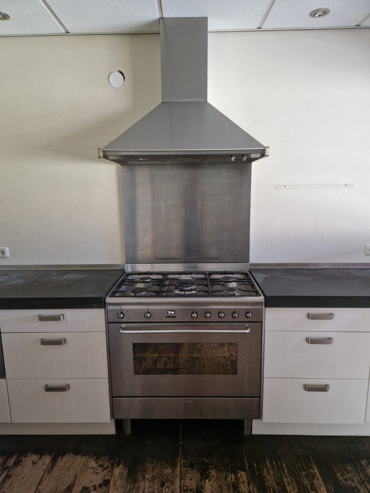 Smeg Fornuis met Oven - Vrijstaand Gasfornuis 90 cm breed, Ophalen, Gebruikt, 60 cm of meer, Gas