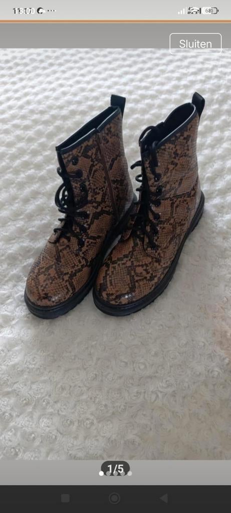 Nieuwe veterboots slangenprint maat 40, Ophalen of Verzenden