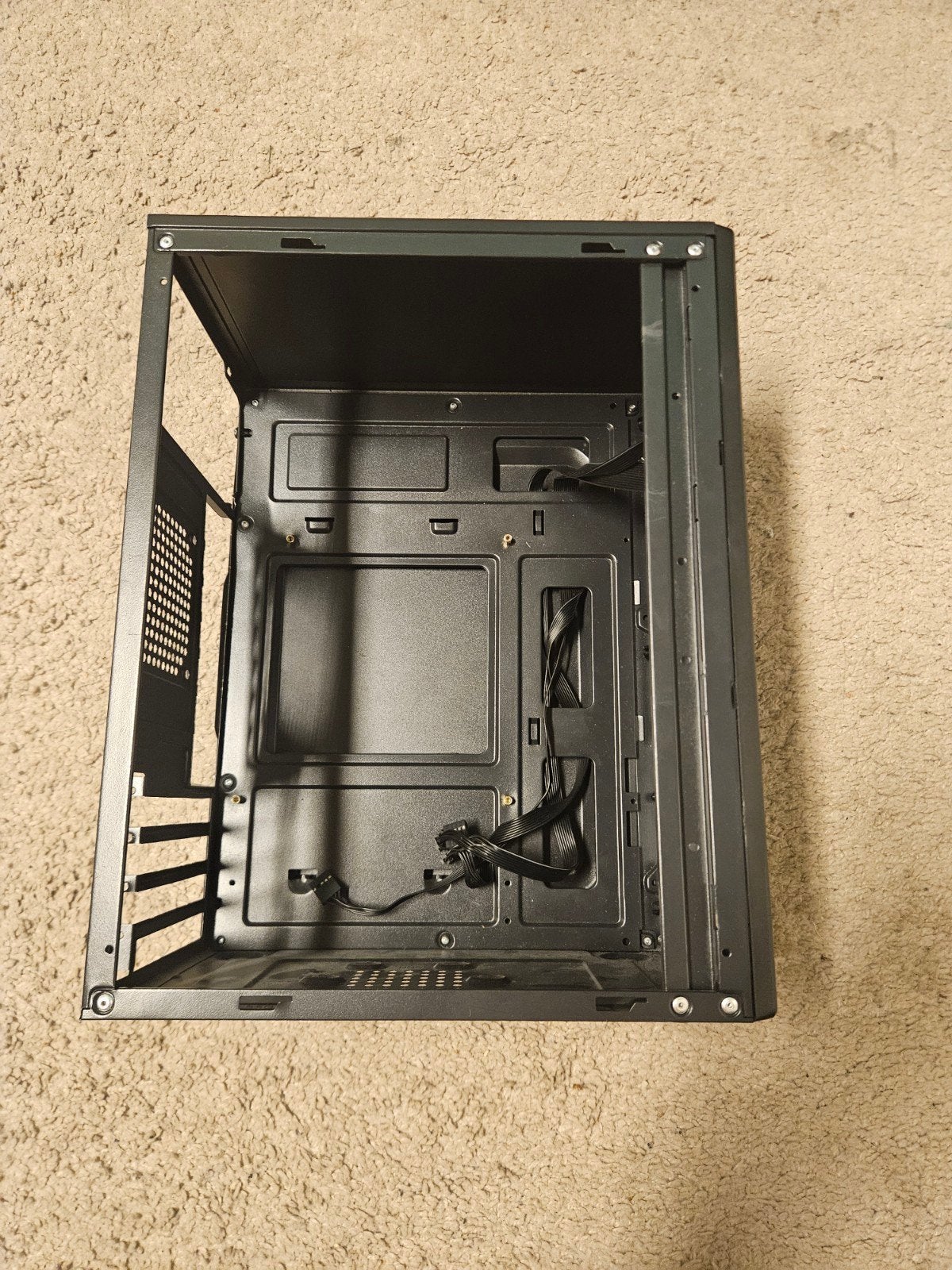 Mini-ITX Pc Case, Computers en Software, Ophalen, Zo goed als nieuw