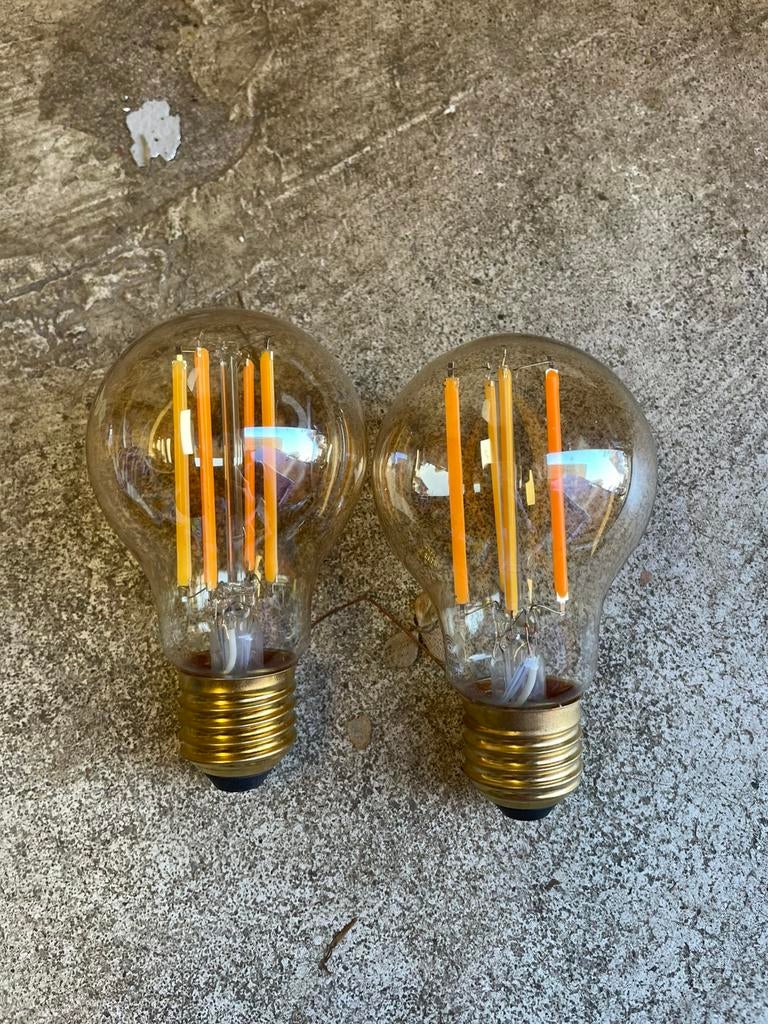 Led filamentlamp (prijs in beschrijving), Led-lamp, Minder dan 30 watt, Zo goed als nieuw, E27 (groot)