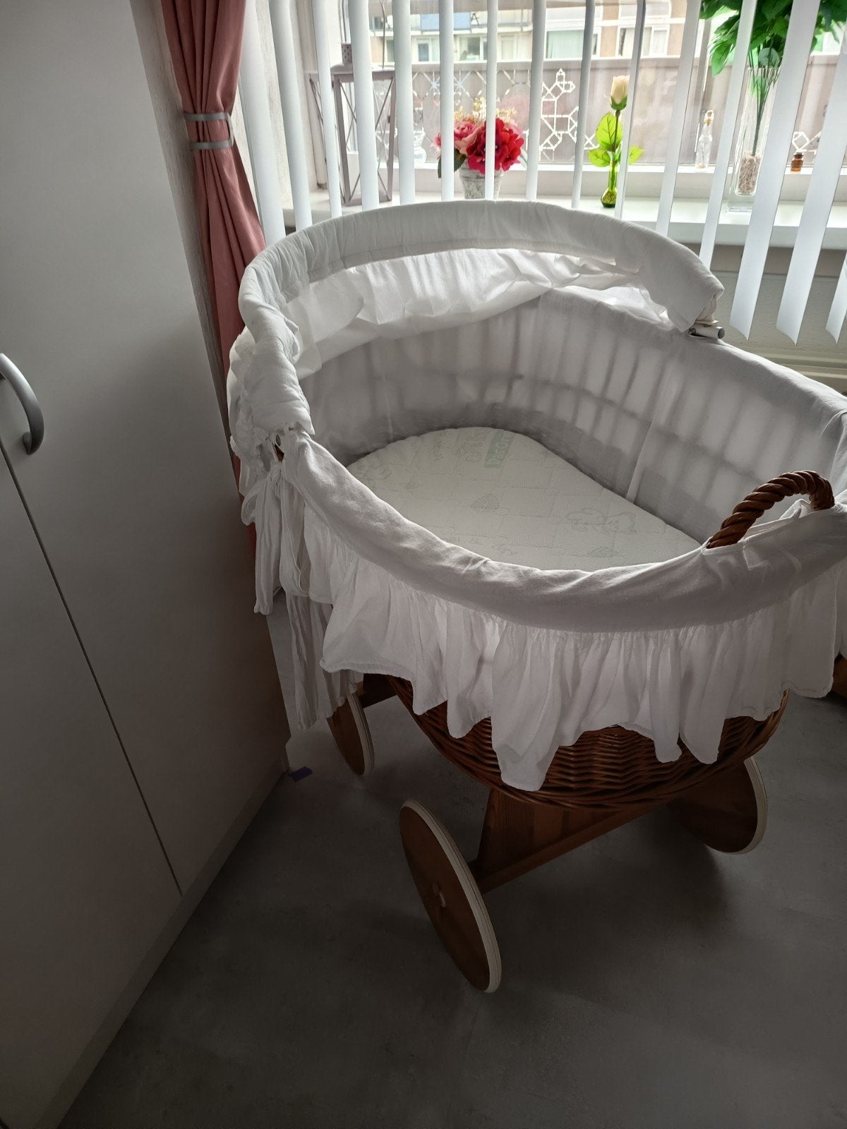 Baby wiegje, Ophalen, Wieg