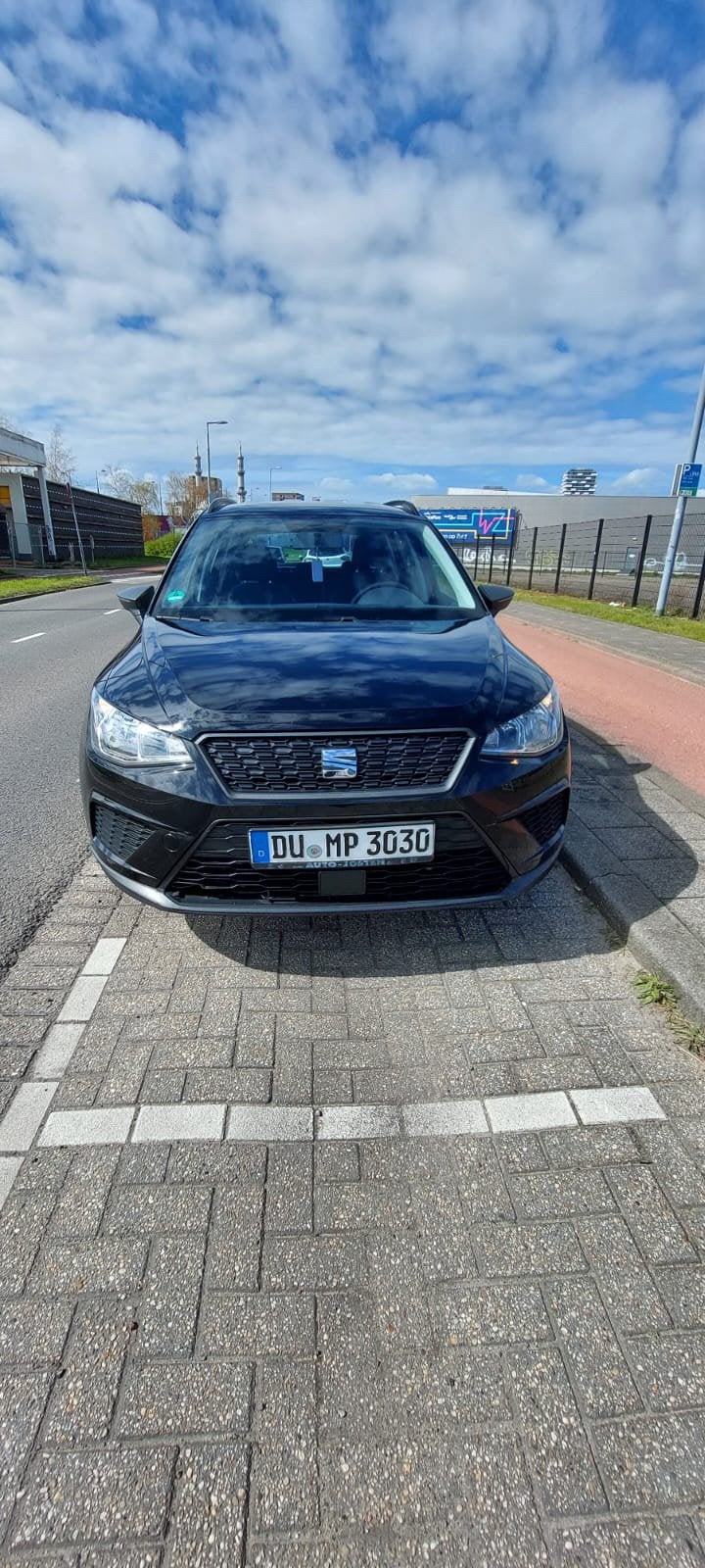 SEAT Arona 1.6 TDI | 2018 | 145.000 km | duitse kenteken, Auto's, Zwart, Particulier, SUV of Terreinwagen, Te koop