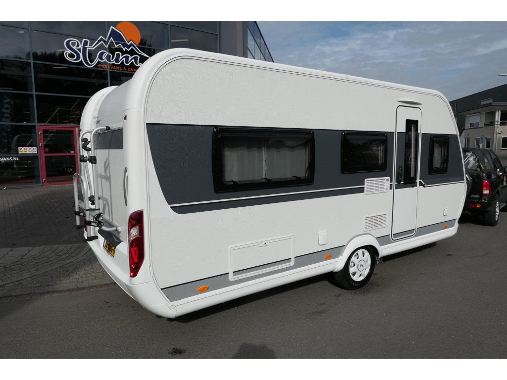 Hobby De Luxe 460 LU enk. bed mover en voort., Hobby, 4 tot 5 meter, Tot en met 4, 2 aparte bedden