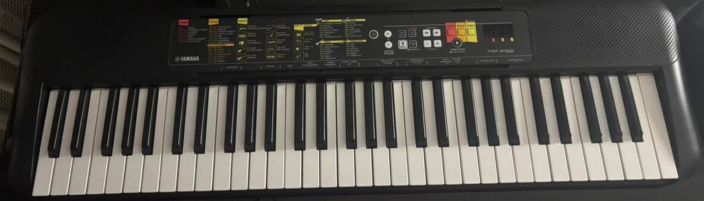 Yamaha PSR-F52 Keyboard - Zo goed als nieuw, Ophalen of Verzenden, Zo goed als nieuw, 61 toetsen, Yamaha