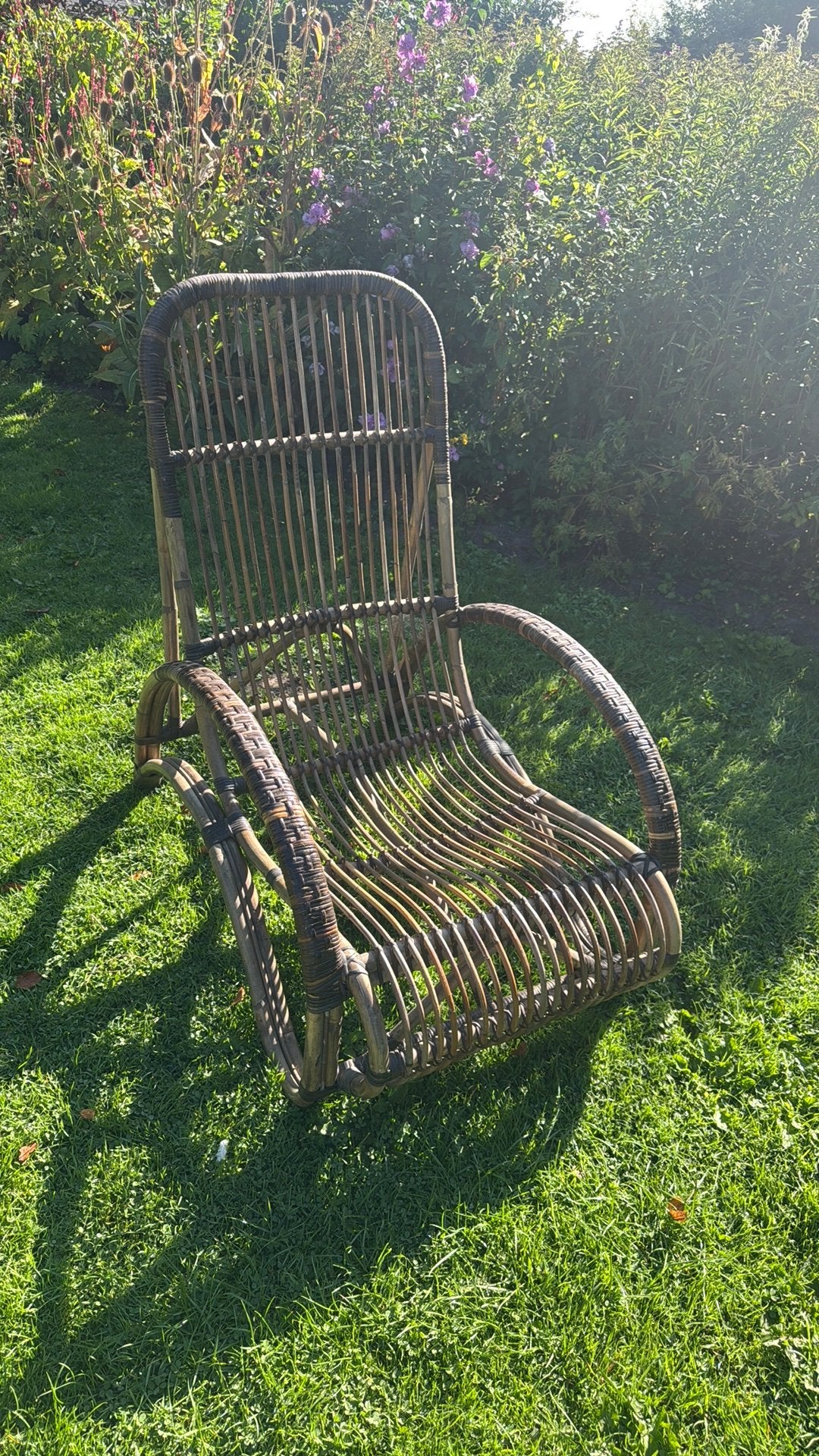 Mooie rotan stoel, Tuin en Terras, Tuinstoelen, Ophalen, Gebruikt, Rotan