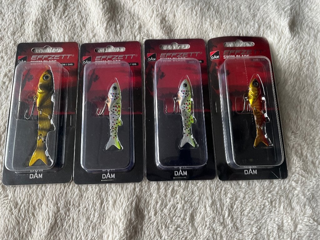 adv 60 /  NIEUW mixset 4 blisters kunstaas DAM EFFZETT, Ophalen of Verzenden, Nieuw, Overige typen