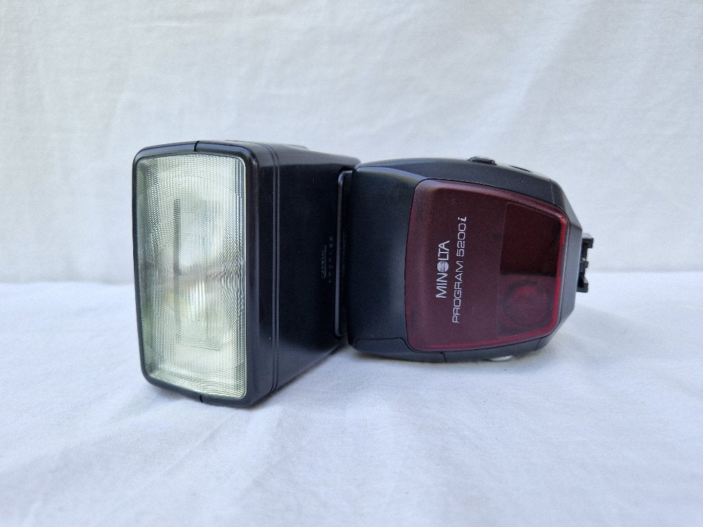 Minolta program 5200i flash, Audio, Tv en Foto, Fotografie | Flitsers, Minolta, Minolta, Ophalen of Verzenden, Zo goed als nieuw