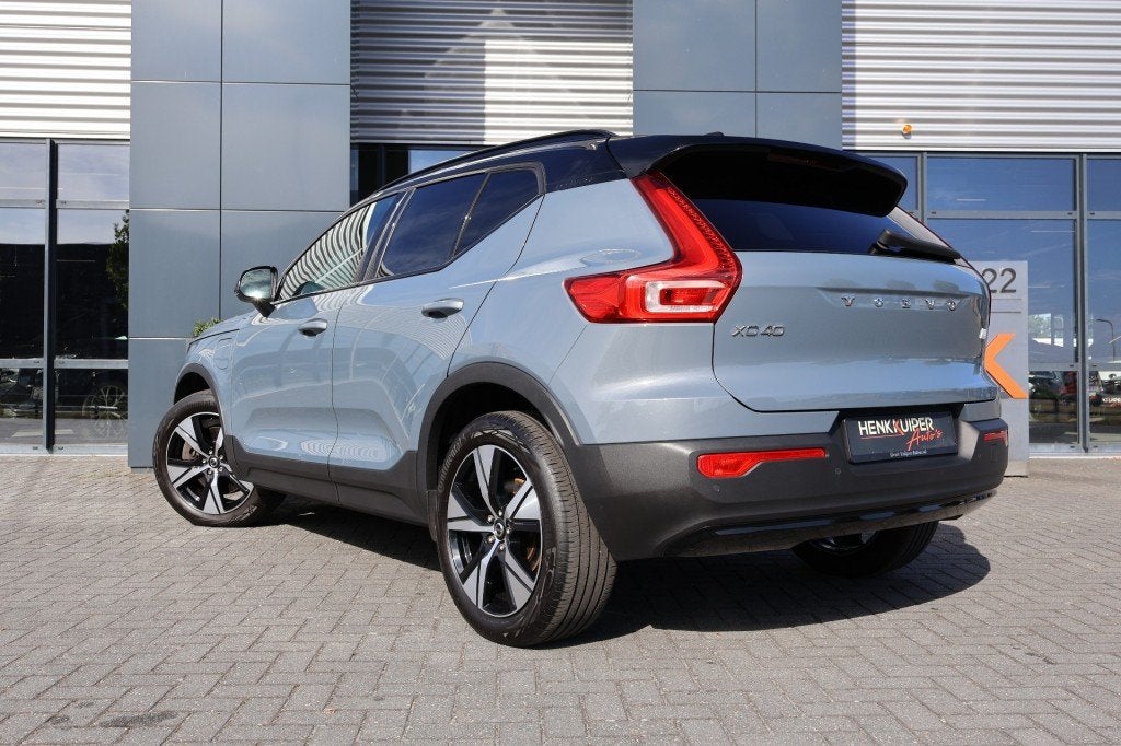 Volvo XC40 R Design Recharge PEHV / Panodak / El. a-klep / L, Auto's, Volvo, Automaat, Gebruikt, Huisgarantie, Met garantie (alle)