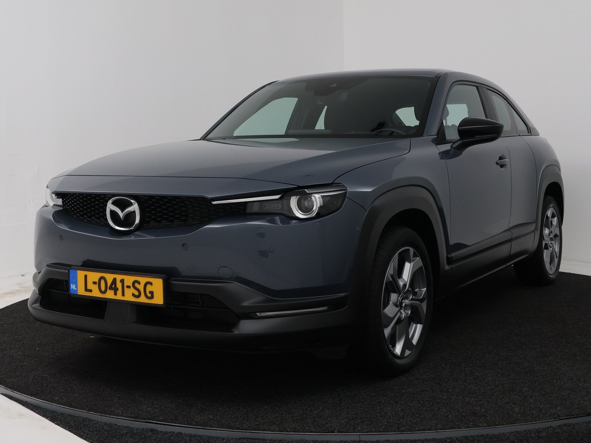 Mazda MX-30 e-SkyActiv 145 Comfort 36 kWh (bj 2021), Auto's, Mazda, Stof, Gebruikt, 35 kWh, Origineel Nederlands