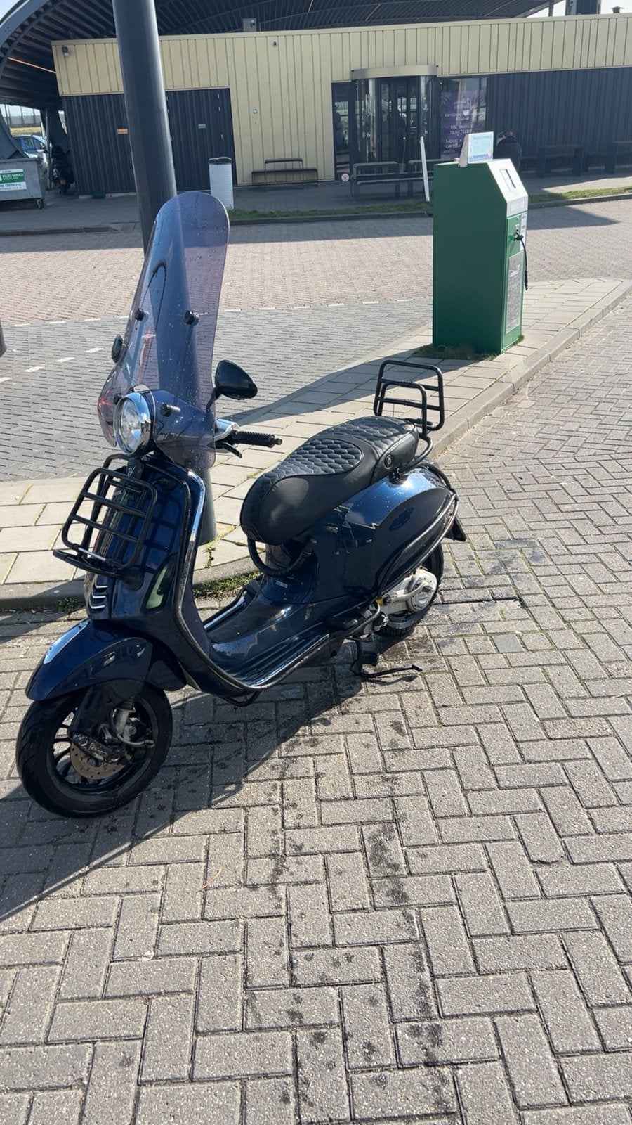 Vespa Primavera 2015 – compleet uitgevoerd, Fietsen en Brommers, Ophalen, Gebruikt, Overige modellen, Maximaal 45 km/u
