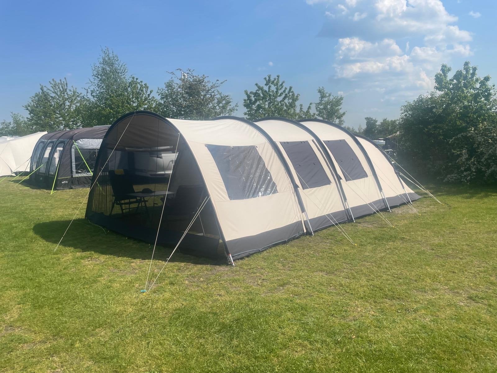 Obelink Familia 6 tunneltent - Ruime gezinstent, Caravans en Kamperen, Ophalen, Gebruikt, Tot en met 6