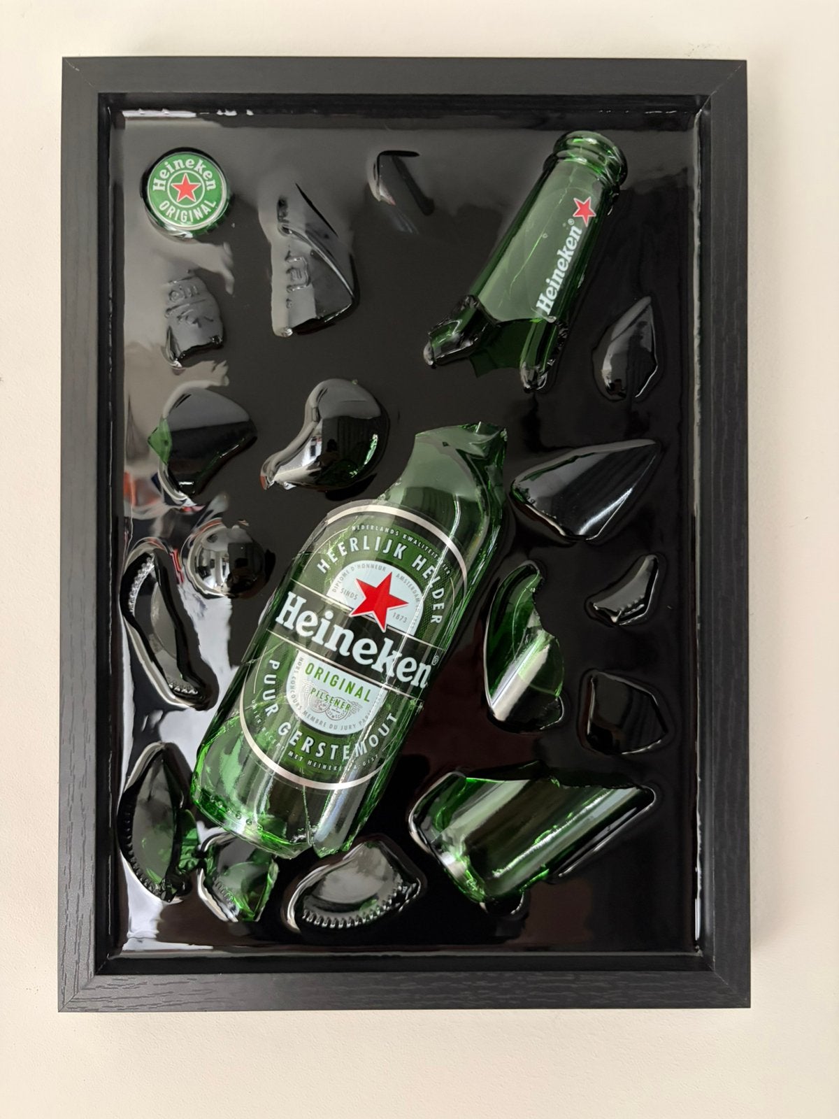 Uniek, zelfgemaakt kunstwerk van Heiniken in epoxy., Ophalen
