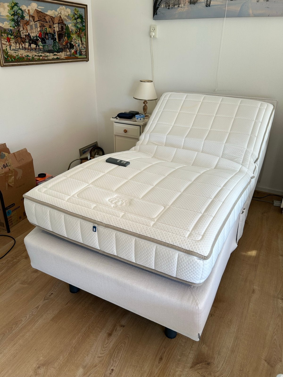 Auping elektrisch M2 verstelbaar bed + Cresta matras 100x200, Ophalen, Eenpersoons, 200 cm, Hout