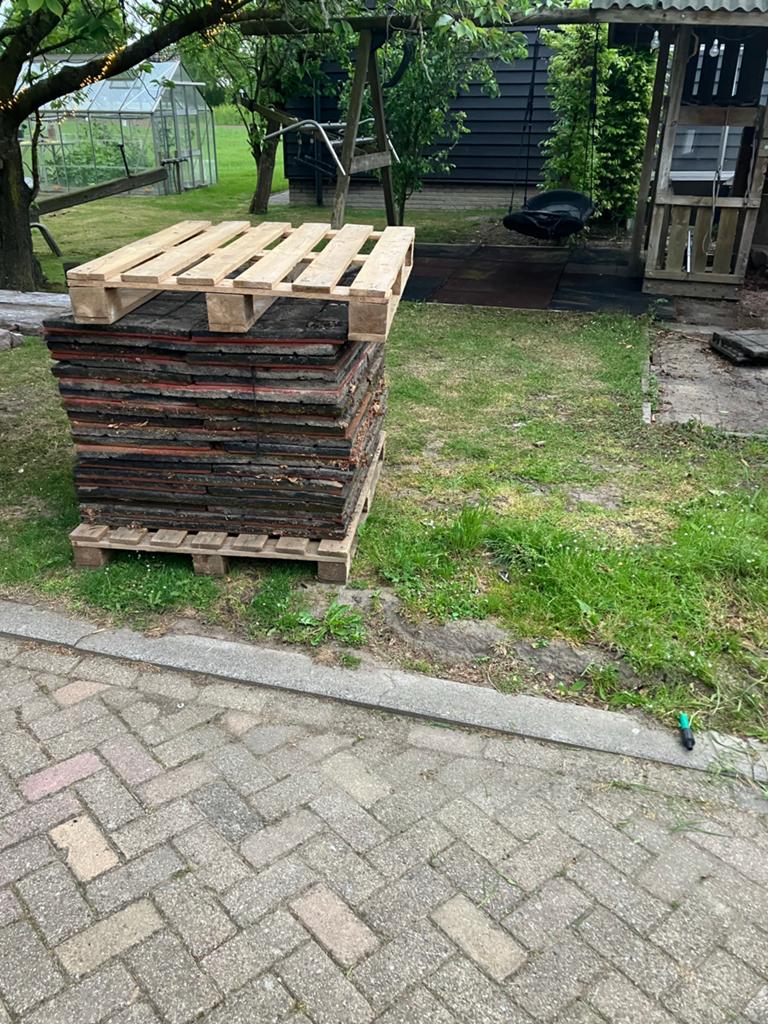 €80 Rubberen tegels voor speelplaats of onder zwembad, Ophalen, Gebruikt, 20 m² of meer, Kunstgras