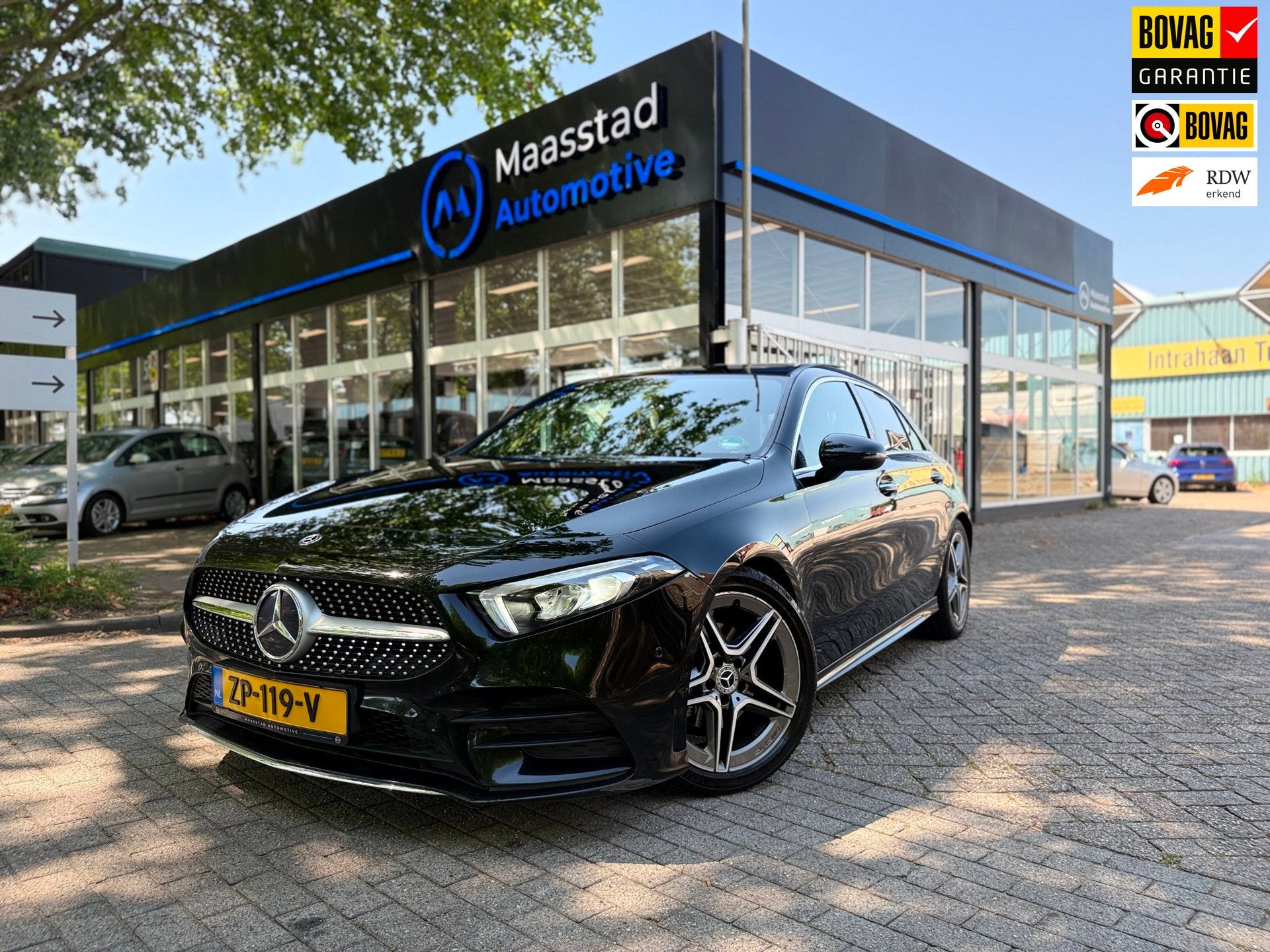 Mercedes-Benz A-klasse 200 Business Solution AMG Automaat Pa, Auto's, Gebruikt, 4 cilinders, 19 km/l, 1600 kg
