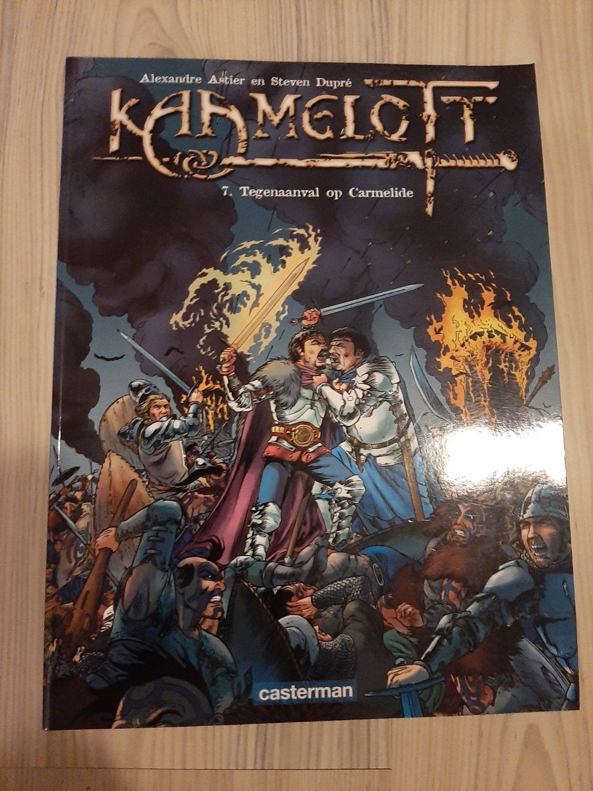 Karmelott 7: Tegenaanval op Carmelide - Stripboek, Boeken, Ophalen of Verzenden