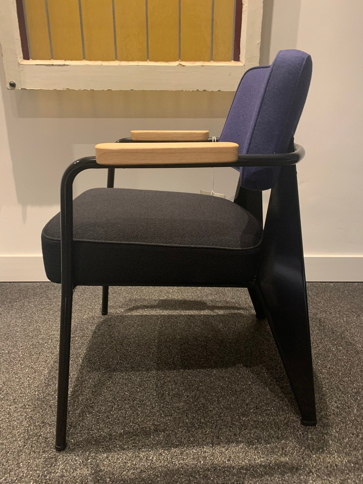 Direction Chair — Jean Prouvé, Vitra (blauw/zwart), Ophalen, -, Blauw, -