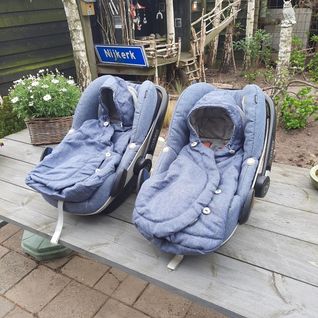 Tweeling set Maxi-Cosi FamilyFix Pebble spijkerstoflook, Ophalen of Verzenden, Zo goed als nieuw, Isofix, 0 t/m 13 kg