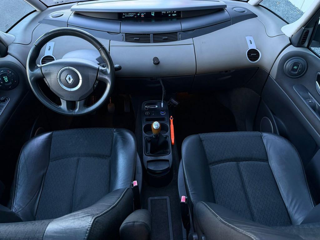 Renault Espace 2.0 T Privilège, Auto's, Voorwielaandrijving, 1998 cc, Gebruikt, 4 cilinders