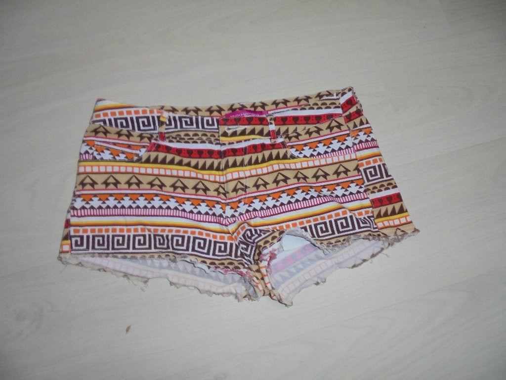Korte broek merk Maia Hemera maat 38, Maat 38/40 (M), Kort, Ophalen of Verzenden, Zo goed als nieuw