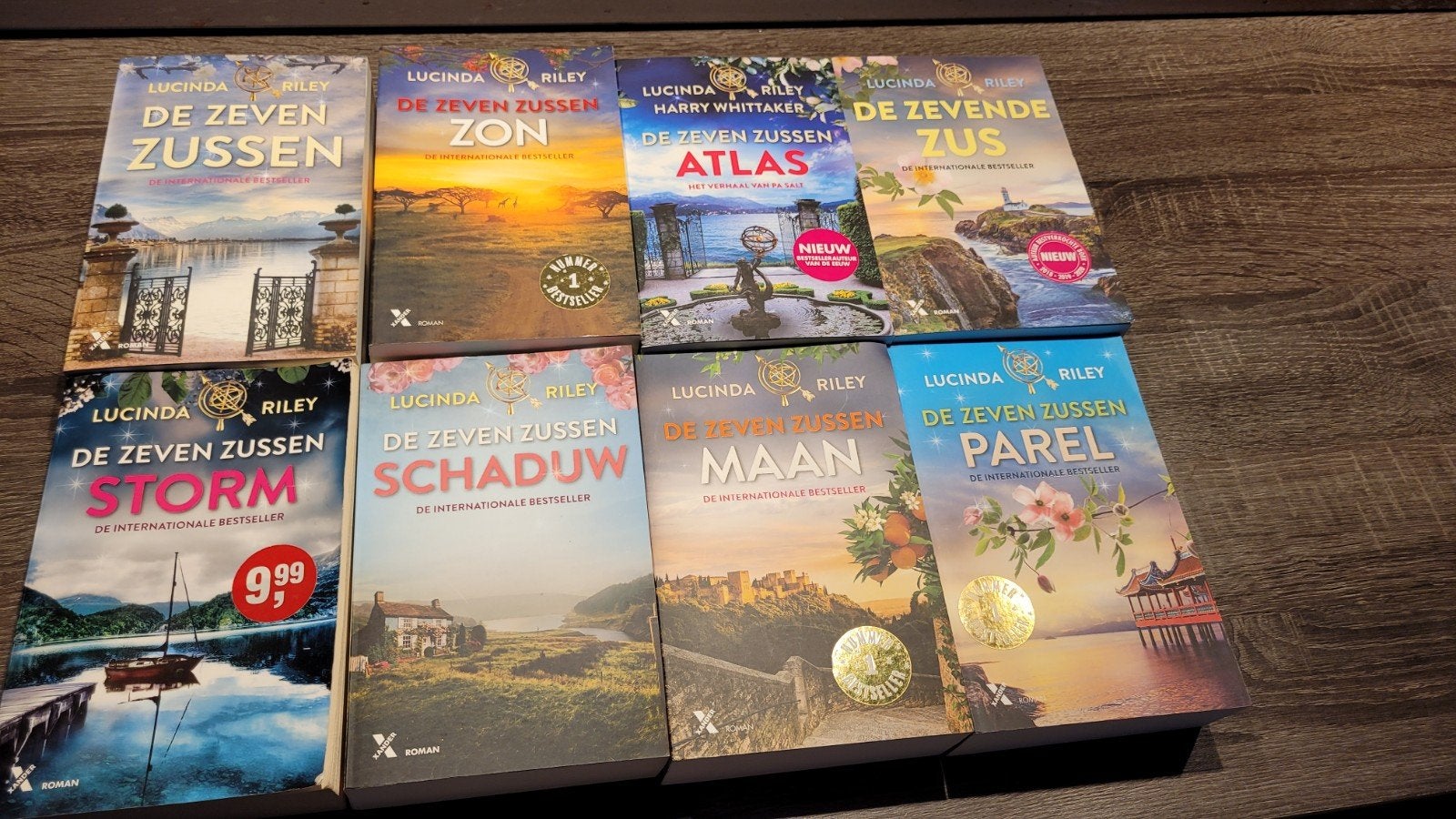 De Zeven Zussen, complete serie, Boeken, Ophalen of Verzenden, Zo goed als nieuw, Lucinda Riley