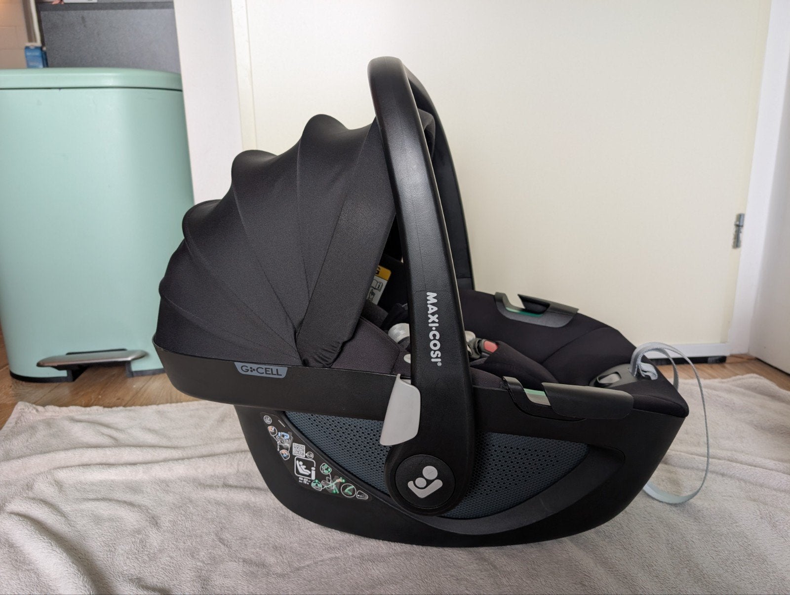 Maxi-Cosi Pebble 360 + adapters – nette staat, Ophalen, Zijbescherming, Zo goed als nieuw, Isofix