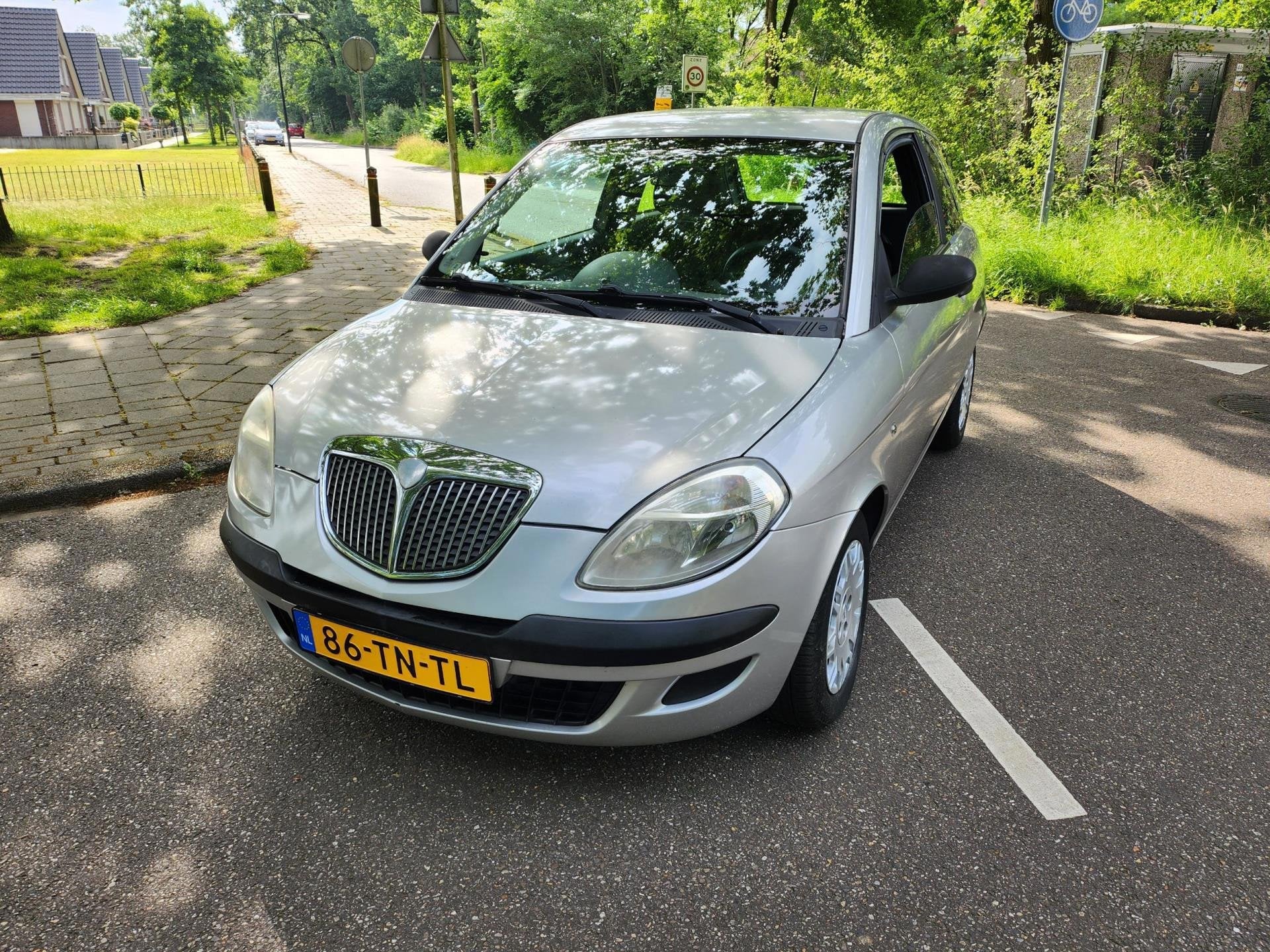 Lancia Ypsilon 1.2, Voorwielaandrijving, Gebruikt, Origineel Nederlands, Bedrijf