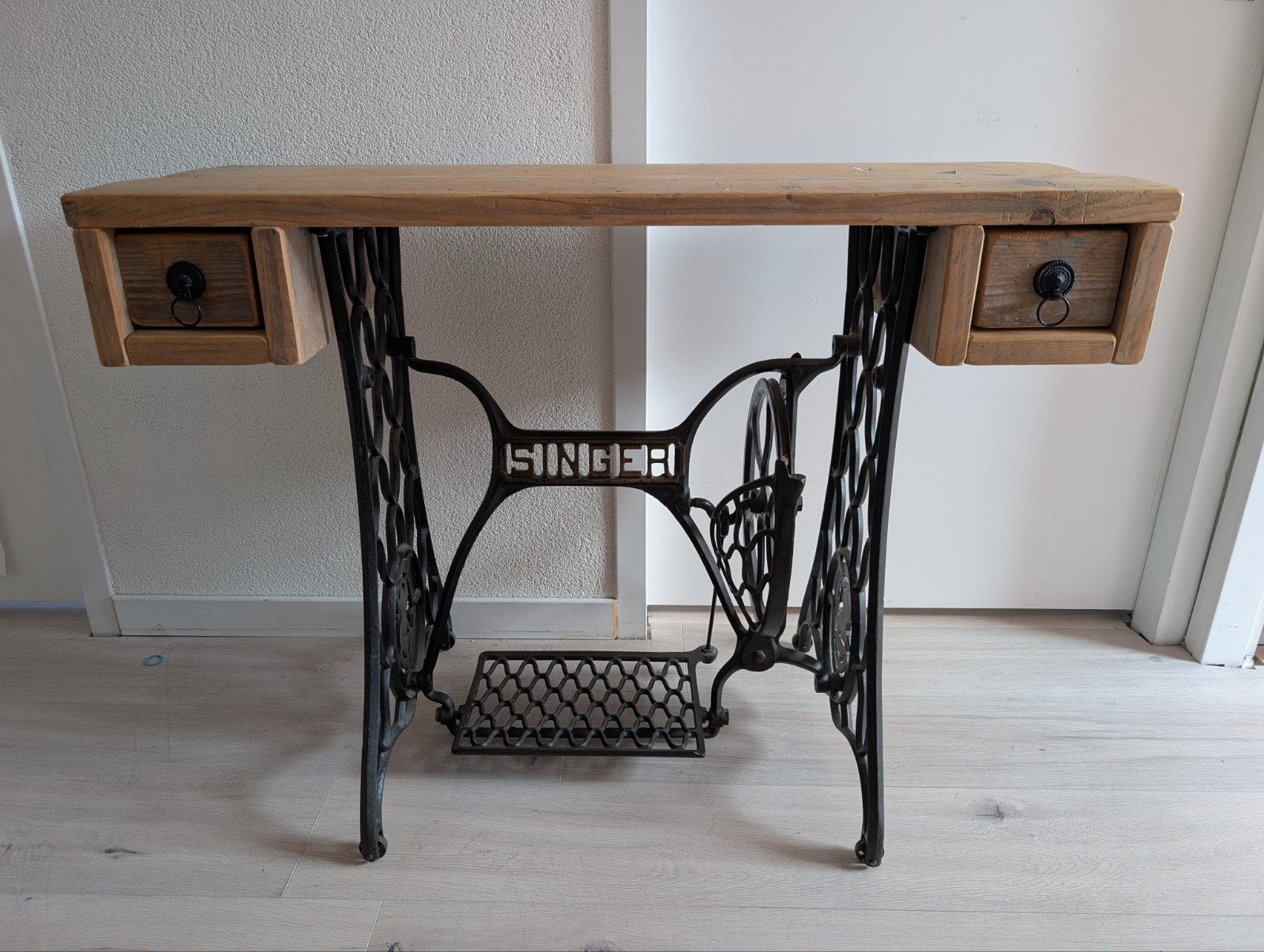 steigerhouten kaptafel, Ophalen