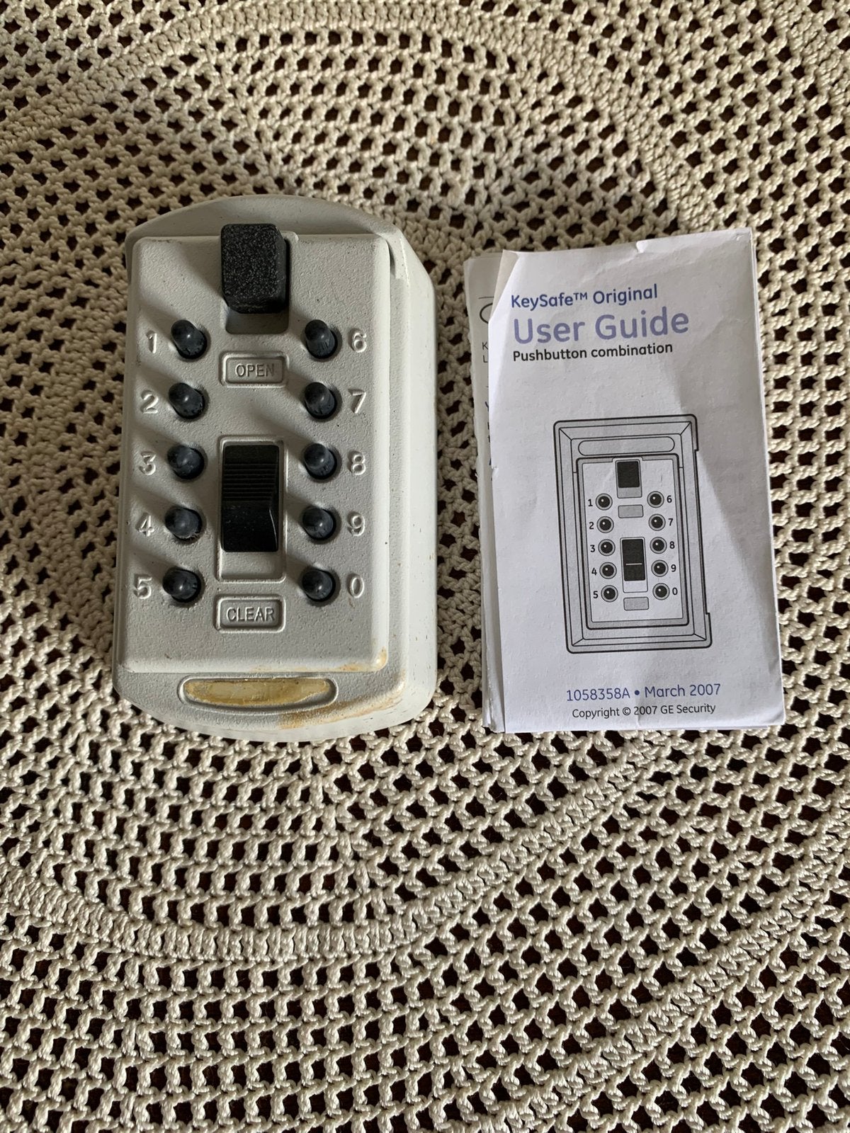 Keysafe sleutelkluis met tip toetsen kluis, Ophalen of Verzenden, Gebruikt, Overige materialen, Slot
